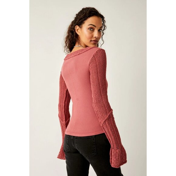 Free People Cuffing Season Red Crochet Sleeve Top Bell Sleeves Size M 7369 EUC - Picture 2 of 10